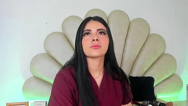 Explore our live girls sluts from our Custom and Multi clubs and checkout exclusive access to highly interactive content, such as shape, hair, titties, pussy type and many more.