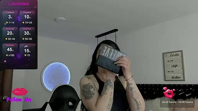 natasha_logan_ from StripChat
