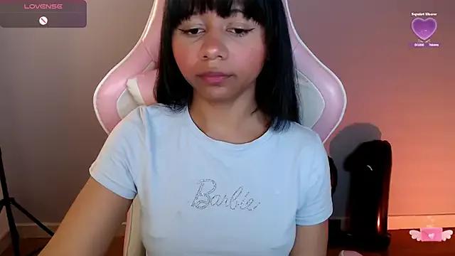 Explore our live girls sluts from our Custom and Multi clubs and checkout exclusive access to highly interactive content, such as shape, hair, titties, pussy type and many more.