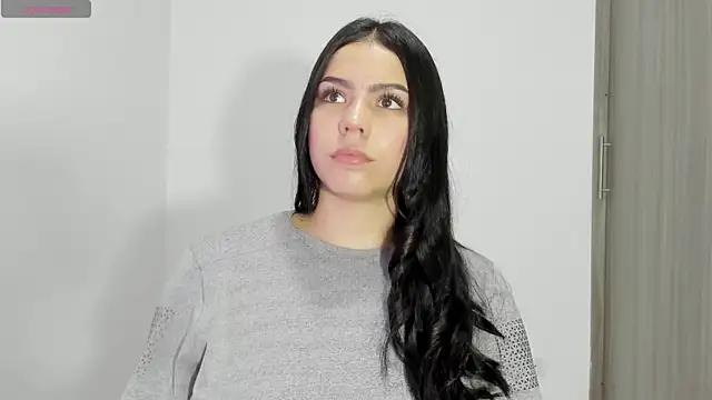 Explore our live girls sluts from our Custom and Multi clubs and checkout exclusive access to highly interactive content, such as shape, hair, titties, pussy type and many more.