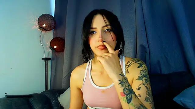 Explore our live girls sluts from our Custom and Multi clubs and checkout exclusive access to highly interactive content, such as shape, hair, titties, pussy type and many more.