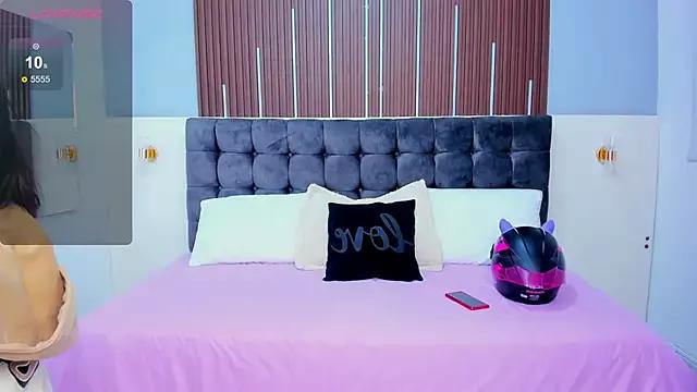 Nathaly__Rosse from StripChat is Freechat