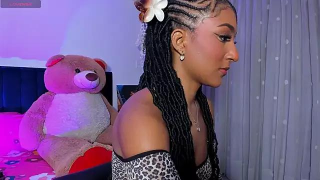 NatMiller from StripChat is Freechat