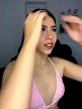 natsu_saori on StripChat