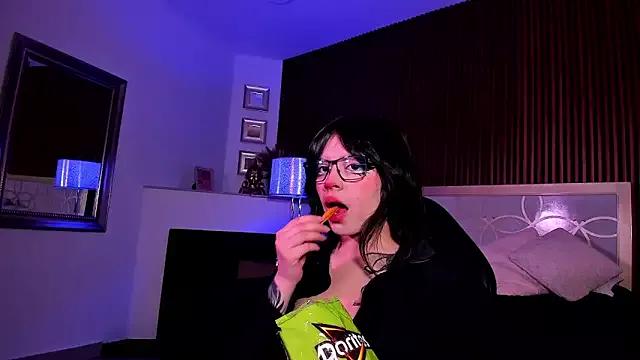 NattashaHotson from StripChat