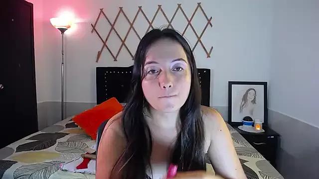 Explore our live girls sluts from our Custom and Multi clubs and checkout exclusive access to highly interactive content, such as shape, hair, titties, pussy type and many more.