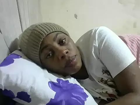 naughty_miami from StripChat is Freechat