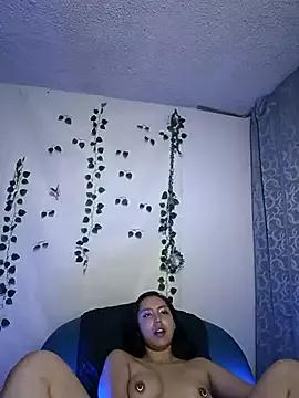 naughtygoddesss25 from StripChat is Freechat