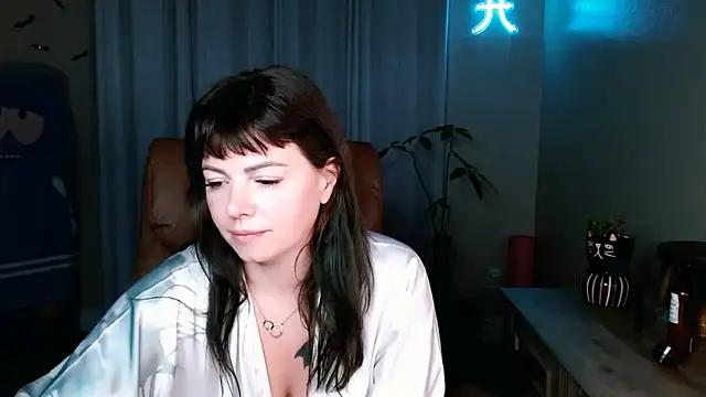 Explore our live girls sluts from our Custom and Multi clubs and checkout exclusive access to highly interactive content, such as shape, hair, titties, pussy type and many more.