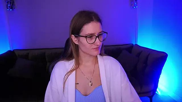 NaughtyNurseVibe from StripChat is Freechat