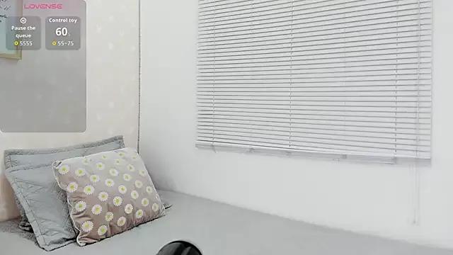 Naya_Velvet from StripChat is Freechat