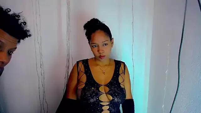 Nayeisi_nicol webcams show profile image 