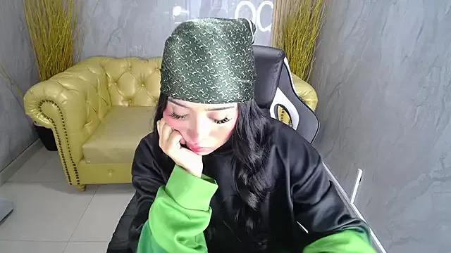 Nayraleon_a webcams show profile image 