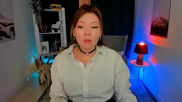 nazu_chan from StripChat is Freechat