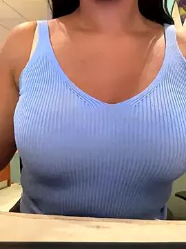 Photos of Nefertitiii from StripChat is Freechat