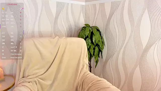 Nelly_Kimm from StripChat