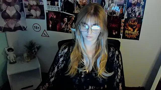 NeyliDream from StripChat is Freechat