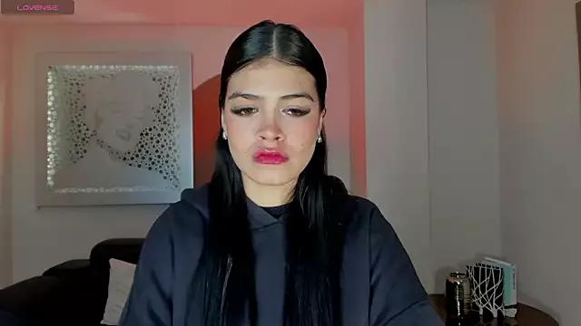 Explore our live girls sluts from our Custom and Multi clubs and checkout exclusive access to highly interactive content, such as shape, hair, titties, pussy type and many more.