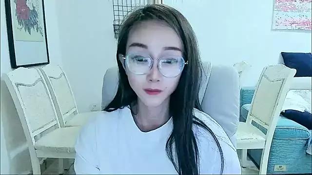 NIAN-er from StripChat