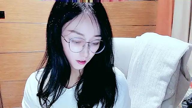 NIAN-er from StripChat