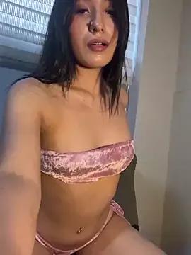 NickiHenao from StripChat is Freechat