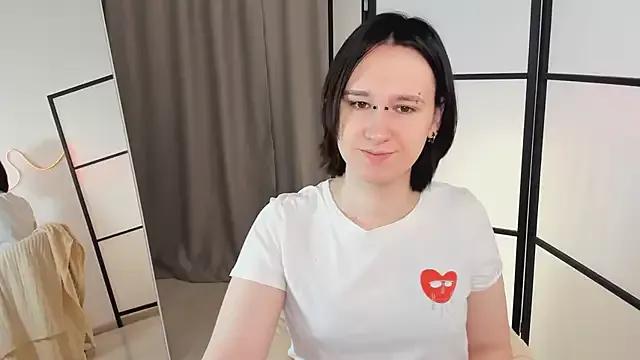 Explore our live girls sluts from our Custom and Multi clubs and checkout exclusive access to highly interactive content, such as shape, hair, titties, pussy type and many more.