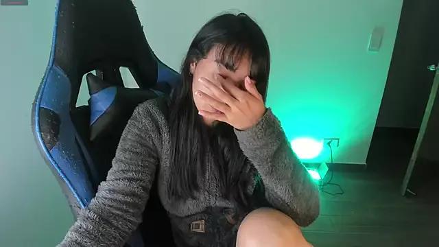Nicole_Ss from StripChat is Freechat