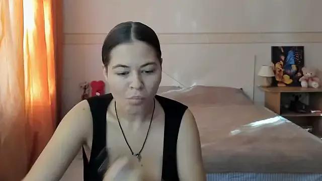 NicoleCollys from StripChat is Freechat