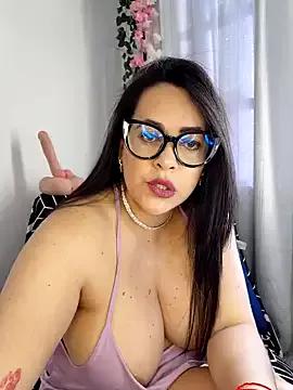 Nicoleefaith_ from StripChat is Freechat