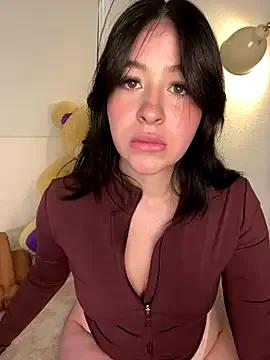 Explore our live girls sluts from our Custom and Multi clubs and checkout exclusive access to highly interactive content, such as shape, hair, titties, pussy type and many more.