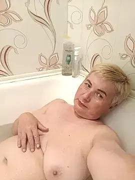 NicoleOlla from StripChat is Freechat