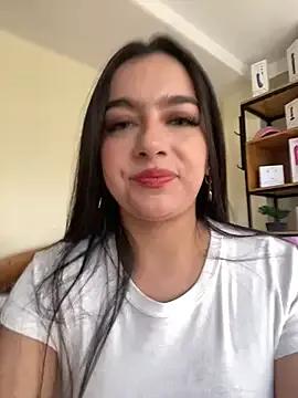Nicollemays webcams show profile image 
