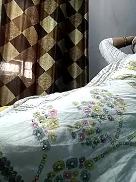 nidhi_zara from StripChat is Freechat
