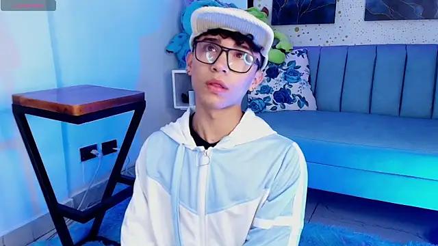 Niico_Cruz from StripChat