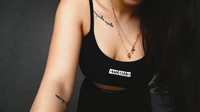 Niki_anlove from StripChat
