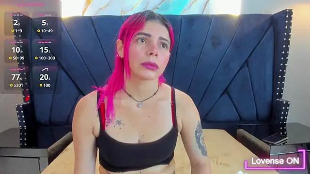 NIKI_SANTANA from StripChat