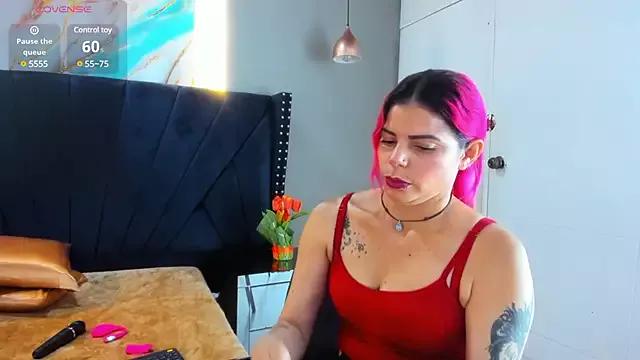 NIKI_SANTANA from StripChat