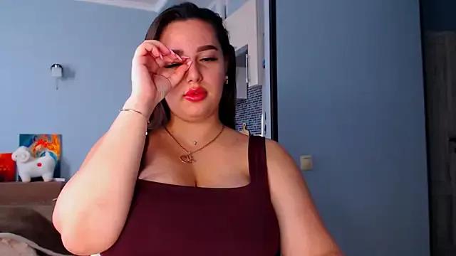 NikiWhite from StripChat is Freechat