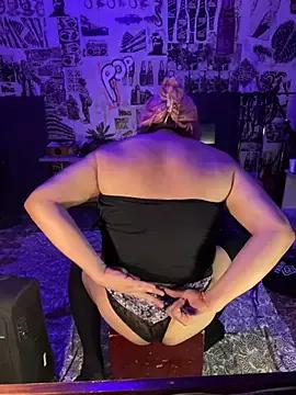 NikkelSofia from StripChat