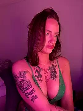Nikki__Foxx from StripChat