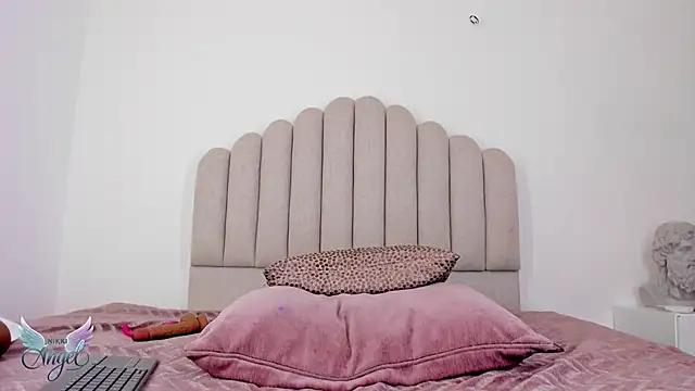 Nikki_Angel_ from StripChat