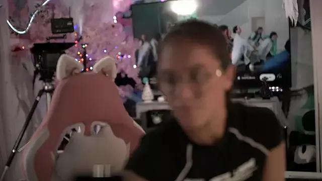 Nikki_Torres from StripChat