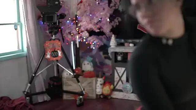 Nikki_Torres from StripChat