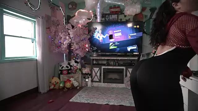 Nikki_Torres from StripChat