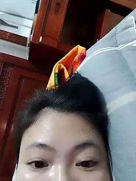 Niknik33015 webcams show profile image 