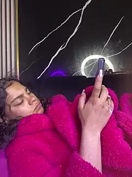 NINA_18_YEARS from StripChat