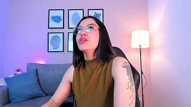 nina__dixon from StripChat
