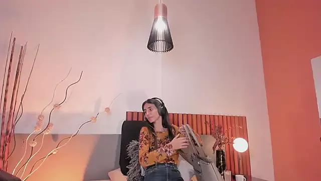 Nina_Cavaali from StripChat