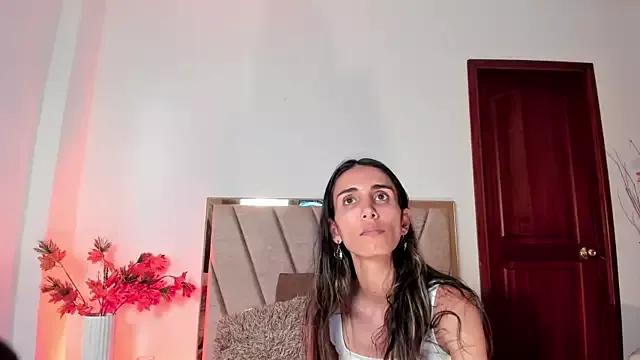 Explore our live girls sluts from our Custom and Multi clubs and checkout exclusive access to highly interactive content, such as shape, hair, titties, pussy type and many more.