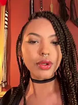 Nina_Kinky from StripChat is Freechat